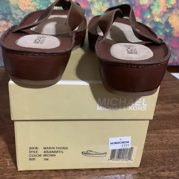 MICHAEL KORS MARIN THONG SANDAL SIZE. 7 BROWN NWB - Picture 10 of 11